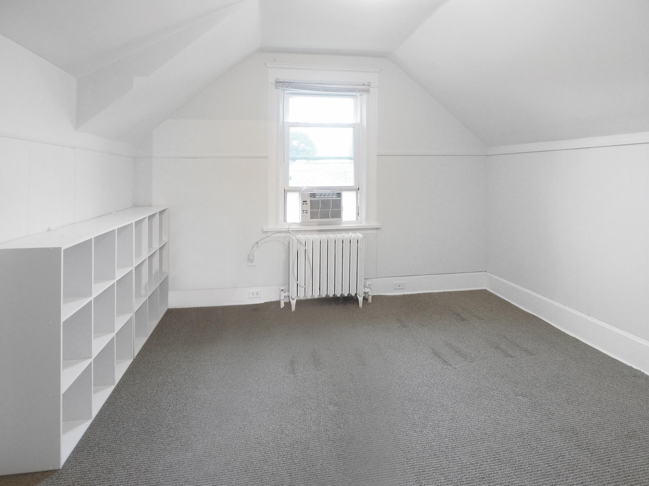 Third bedroom (on third floor) in upper unit