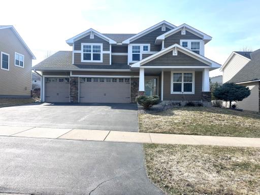3379 Ridgestone Way, Woodbury, MN 55129