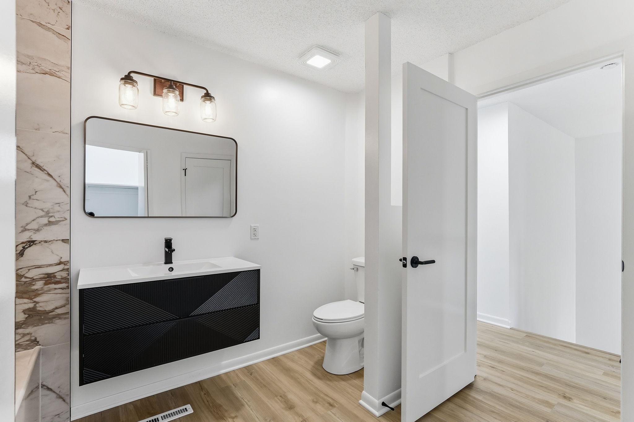 Enjoy the convenience of a full upstairs bathroom with in-unit laundry—making everyday living easier