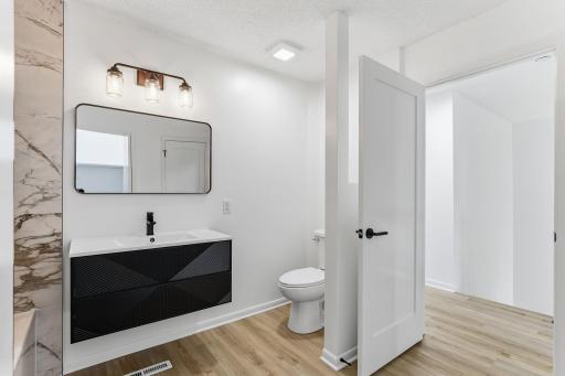 Enjoy the convenience of a full upstairs bathroom with in-unit laundry—making everyday living easier