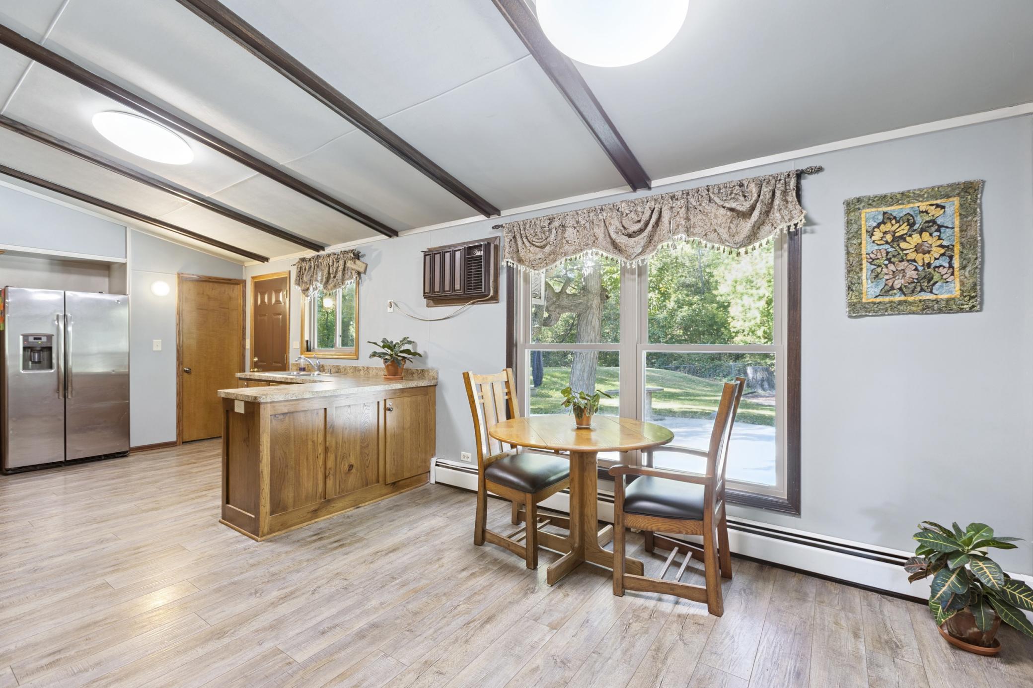 Eat in Kitchen/Kitchen