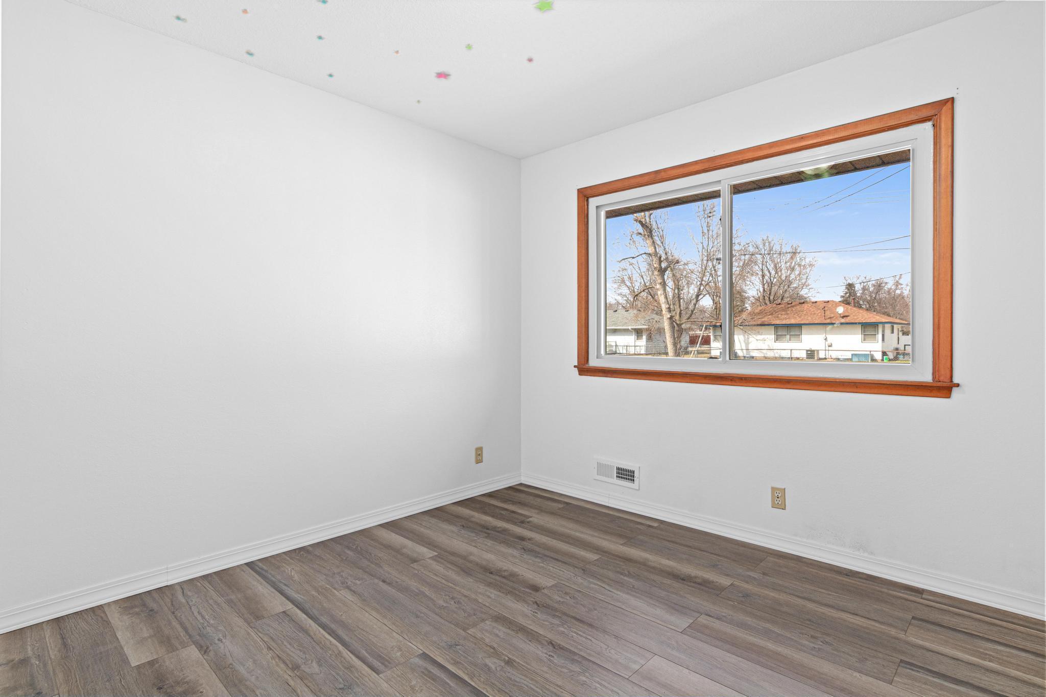 2865 115th Ln NW, Coon Rapids, MN-11C.jpg