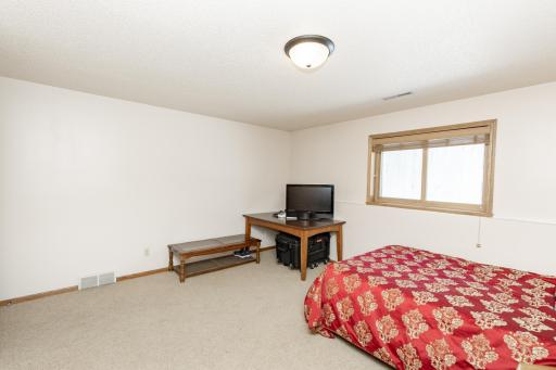 2408 34th Avenue S, Fargo, ND 58104