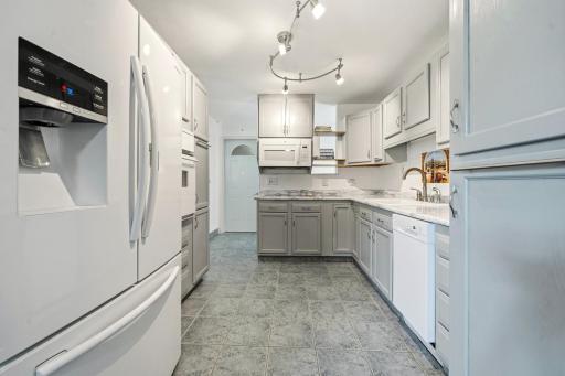 712 Meadowlark Drive SW, Alexandria, MN 56308