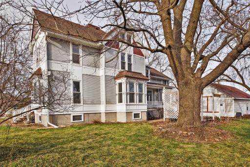 411 2nd Street, Lyle, MN 55953