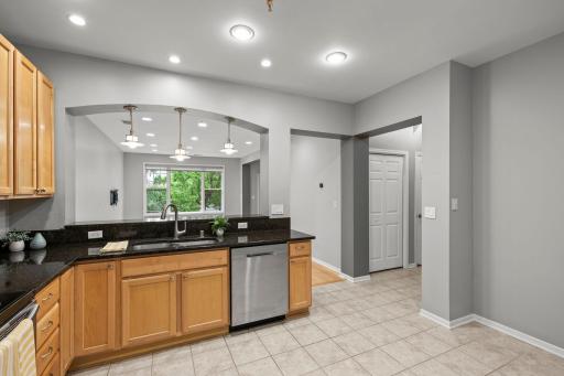 5970 W 16th Street, 711, Minneapolis, MN 55416