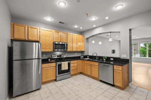 5970 W 16th Street, 711, Minneapolis, MN 55416