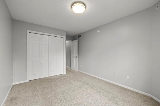 5970 W 16th Street, 711, Minneapolis, MN 55416