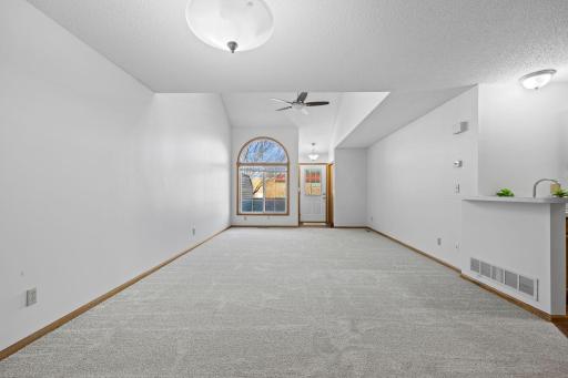 1102 Black Oak Drive, Saint Paul, MN 55112
