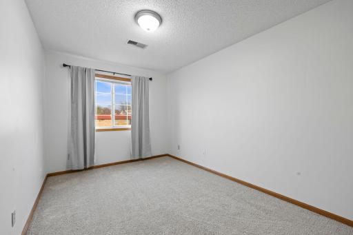 1102 Black Oak Drive, Saint Paul, MN 55112