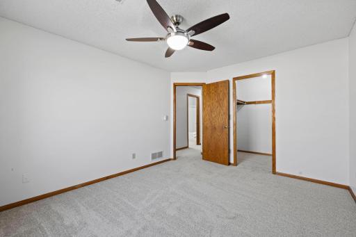1102 Black Oak Drive, Saint Paul, MN 55112