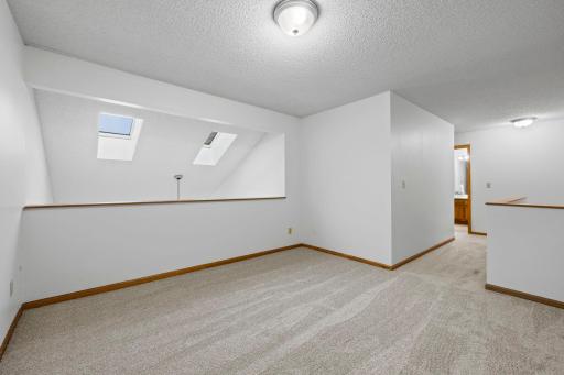 1102 Black Oak Drive, Saint Paul, MN 55112