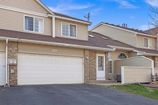 1102 Black Oak Drive, Saint Paul, MN 55112
