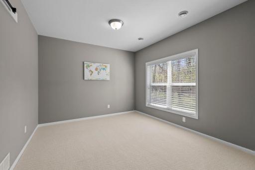 16725 56th Avenue N, Minneapolis, MN 55446