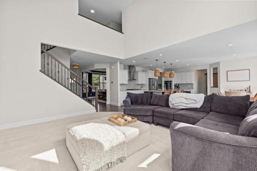 16725 56th Avenue N, Minneapolis, MN 55446