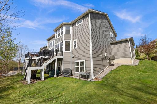 16725 56th Avenue N, Minneapolis, MN 55446