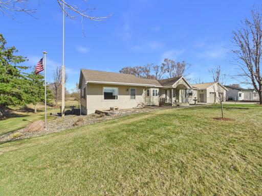 304 12th Avenue SE, Melrose, MN 56352