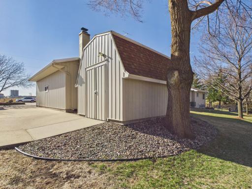 304 12th Avenue SE, Melrose, MN 56352