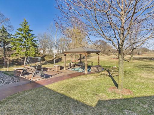 304 12th Avenue SE, Melrose, MN 56352