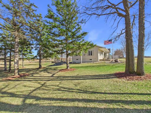 304 12th Avenue SE, Melrose, MN 56352