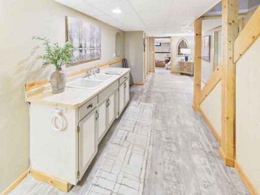 304 12th Avenue SE, Melrose, MN 56352