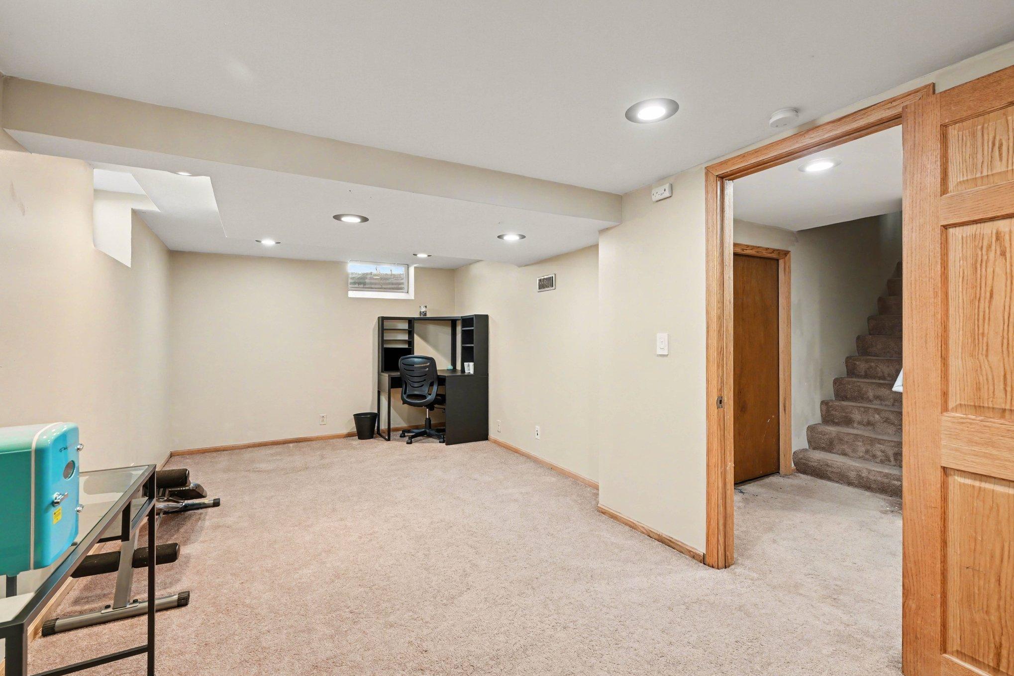 Basement Family Room, add an egress for a 4th BR