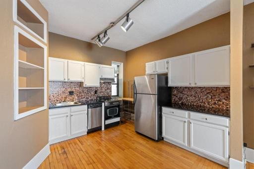 609 S 9th Street, 8, Minneapolis, MN 55404