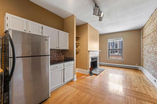 609 S 9th Street, 8, Minneapolis, MN 55404