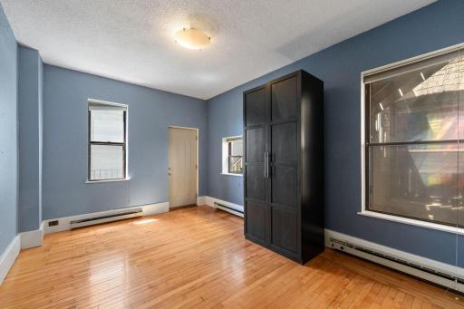 609 S 9th Street, 8, Minneapolis, MN 55404