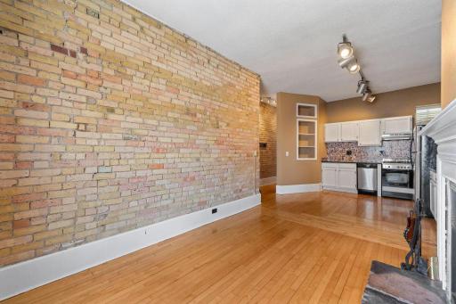 609 S 9th Street, 8, Minneapolis, MN 55404