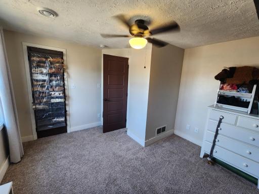 515 5th Avenue SW, Pipestone, MN 56164