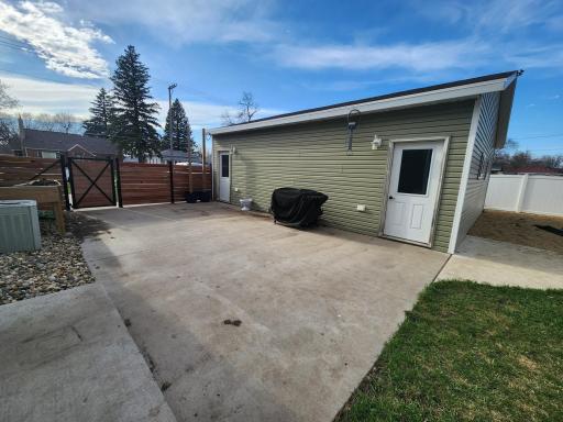515 5th Avenue SW, Pipestone, MN 56164