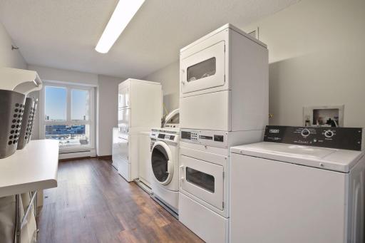 433 S 7th Street, 1704, Minneapolis, MN 55415