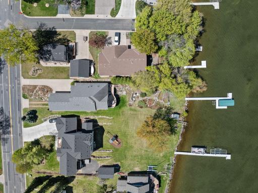 208 E Lake Street, Waconia, MN 55387