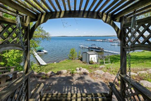 208 E Lake Street, Waconia, MN 55387