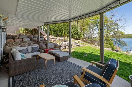 208 E Lake Street, Waconia, MN 55387