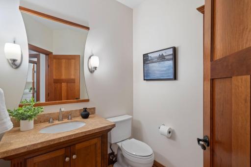 208 E Lake Street, Waconia, MN 55387