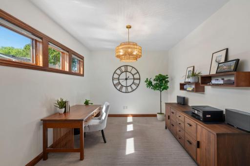 208 E Lake Street, Waconia, MN 55387