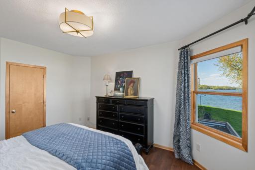 208 E Lake Street, Waconia, MN 55387