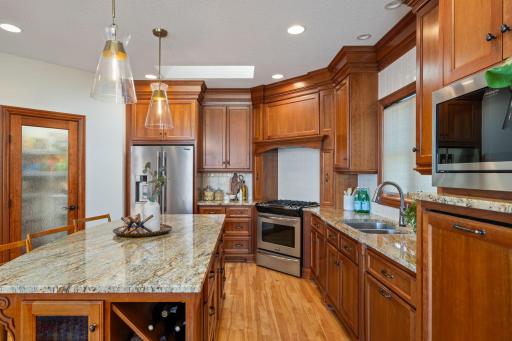 208 E Lake Street, Waconia, MN 55387