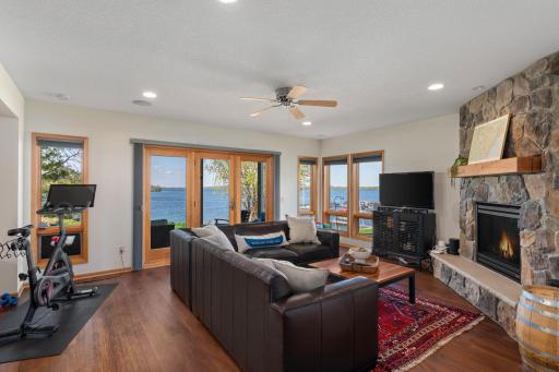 208 E Lake Street, Waconia, MN 55387