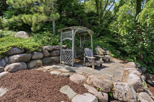 208 E Lake Street, Waconia, MN 55387