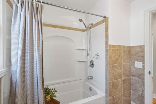 9055 Tyler Street NE, Minneapolis, MN 55434