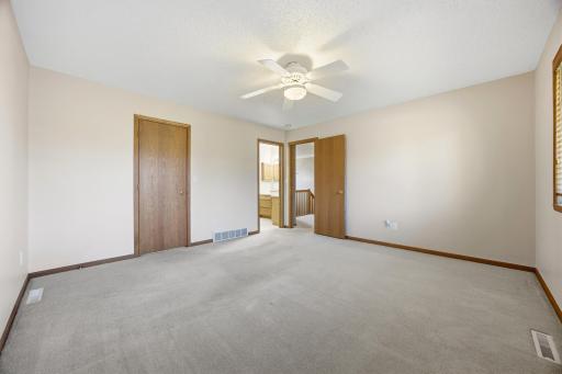 4213 S Rivershore Drive, Moorhead, MN 56560