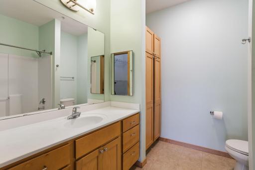 Main bathroom