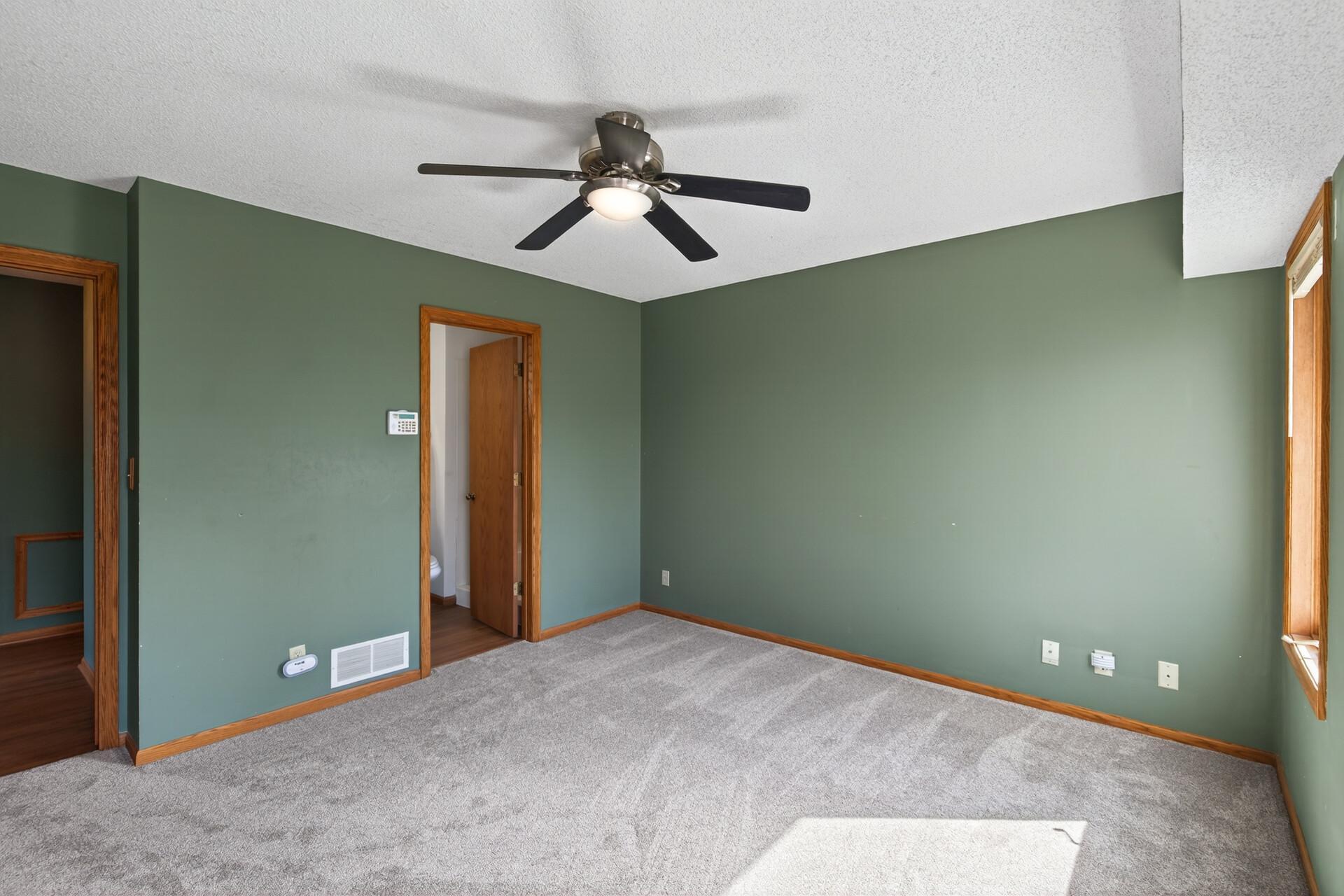 Plenty of space for your preferred bed size and any additional large furniture.