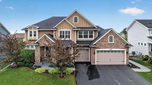 721 Juniper Avenue N, Lake Elmo, MN 55042