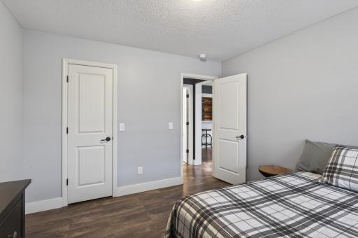 721 Juniper Avenue N, Lake Elmo, MN 55042