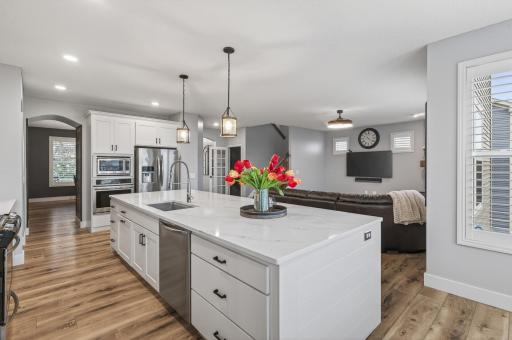 721 Juniper Avenue N, Lake Elmo, MN 55042
