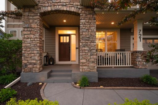 721 Juniper Avenue N, Lake Elmo, MN 55042